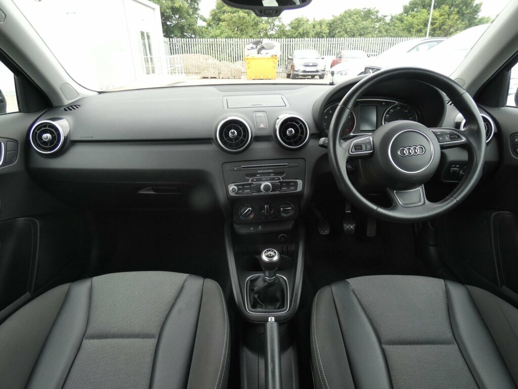 Audi A1 1.0 Tfsi Sport Sportback Euro 6 Ss Black #4