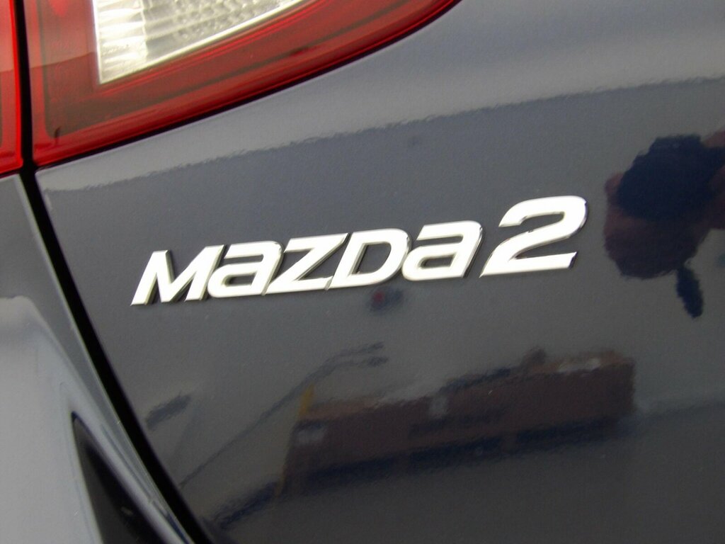 Mazda 2 1.5 Skyactiv G 90 Gt Sport Nav Blue #9