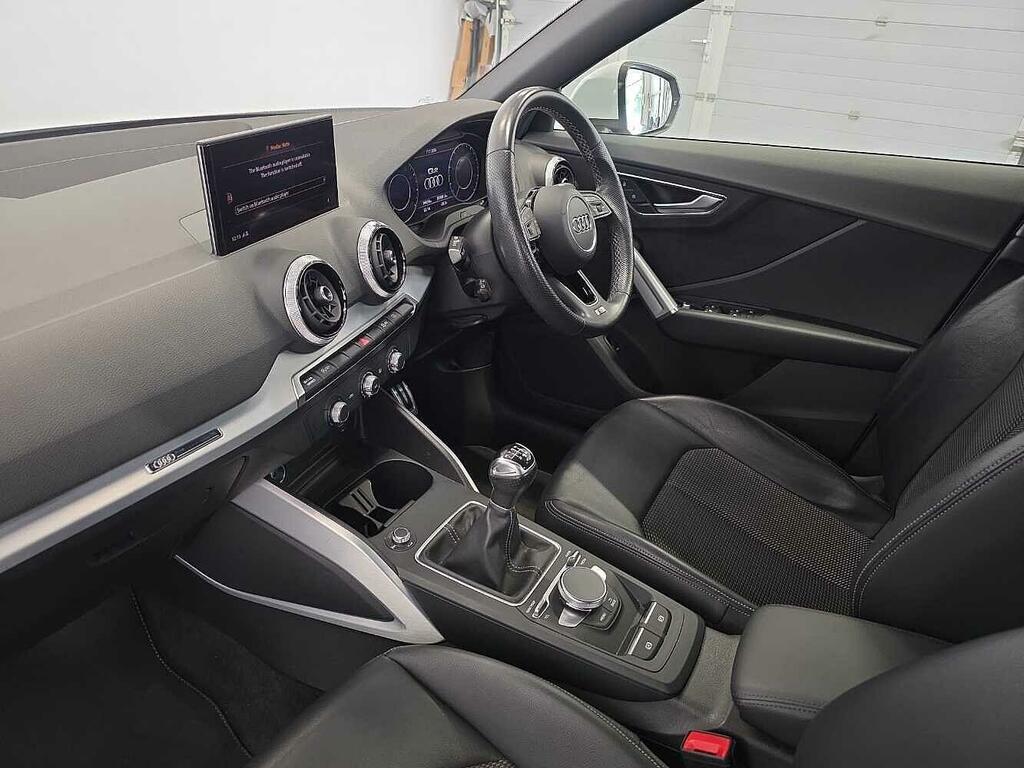 Audi Q2 S Line 30 Tfsi 110 Ps 6-Speed SM72WRF White #2