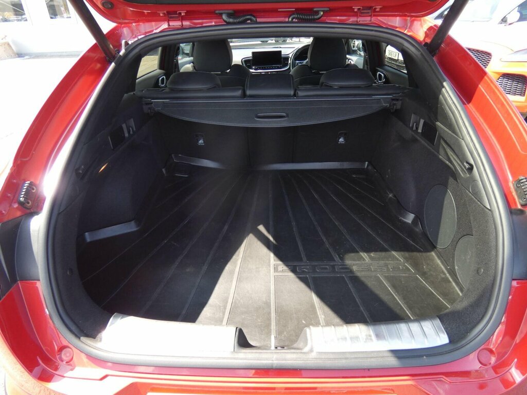 Kia Proceed 1.5T Gdi Isg Gt-line Dct White #37