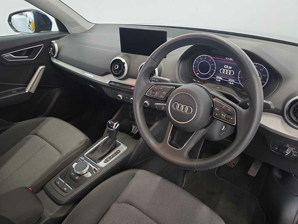 Audi Q2 Sport 35 Tfsi 150 Ps S Tronic SW73HYC Blue #6