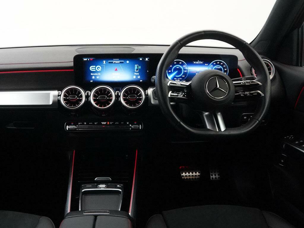 Mercedes-Benz EQB Eqb 300 4Matic Amg Line Premium Red #5
