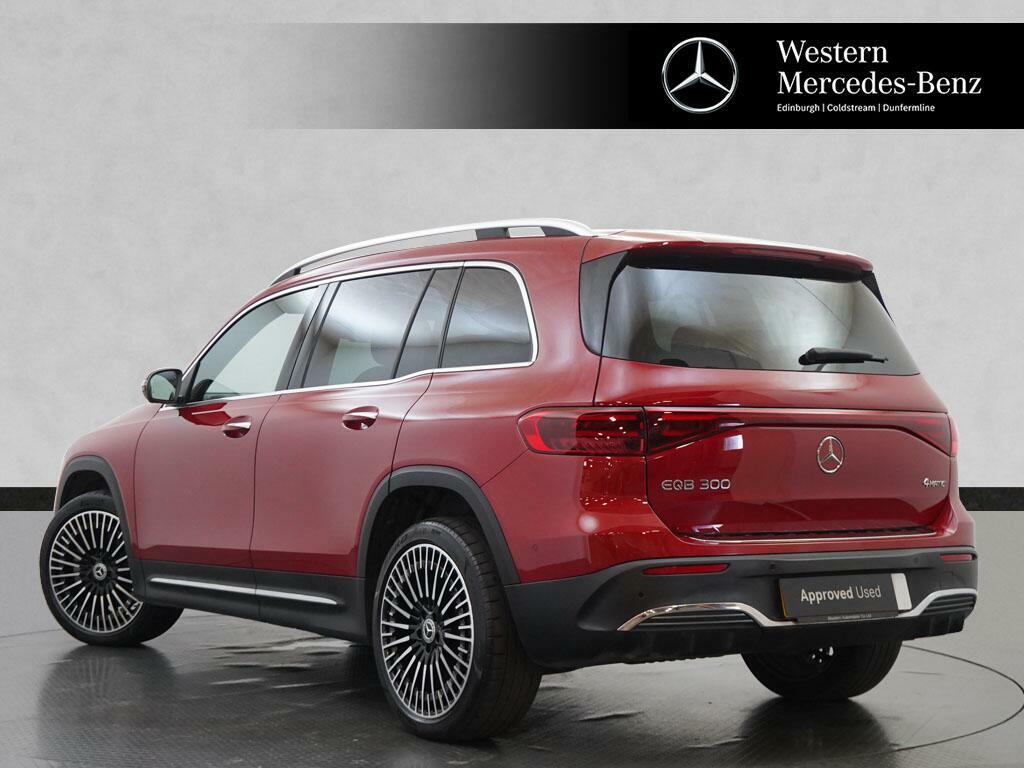 Mercedes-Benz EQB Eqb 300 4Matic Amg Line Premium Red #2