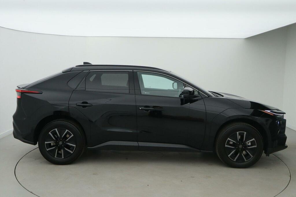Toyota bZ4X Motion Black #19