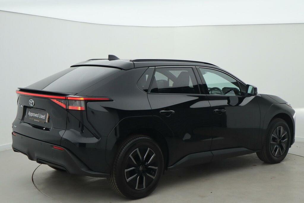 Toyota bZ4X Motion Black #2