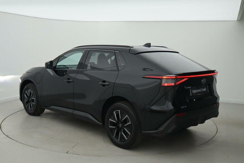 Toyota bZ4X Motion Black #4