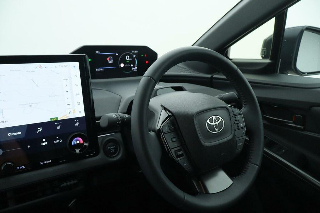 Toyota bZ4X Motion Black #7