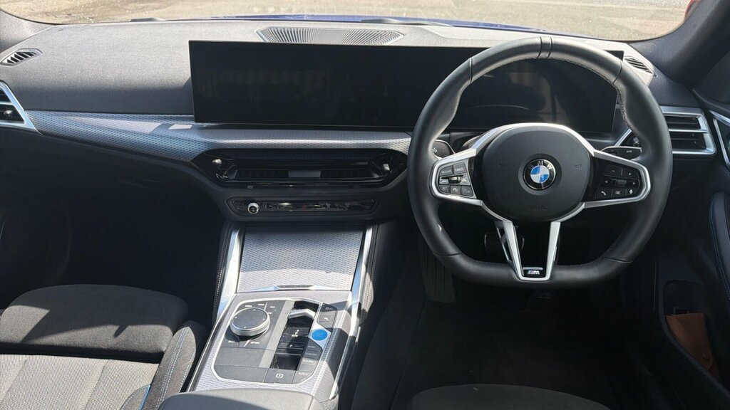 BMW i4 40 83.9Kwh M Sport Gran Coupe Ed Blue #4