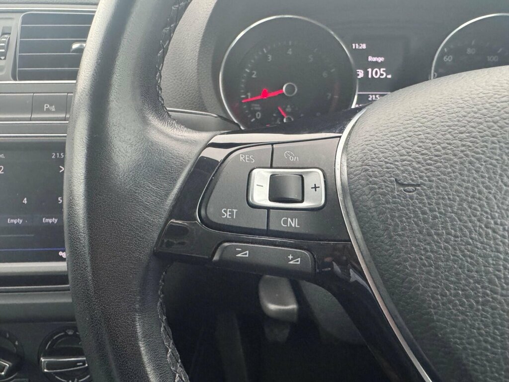 Volkswagen Polo Hatchback White #14