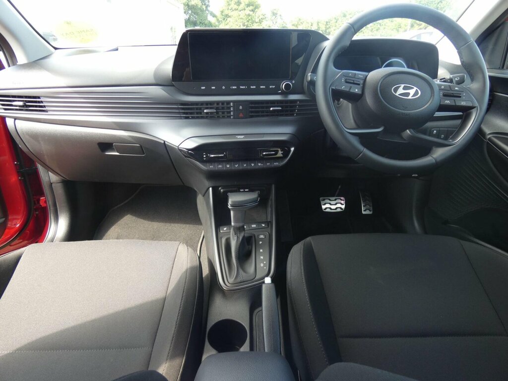 Hyundai Bayon 1.0 T-gdi Premium Dct Euro 6 Ss Red #4