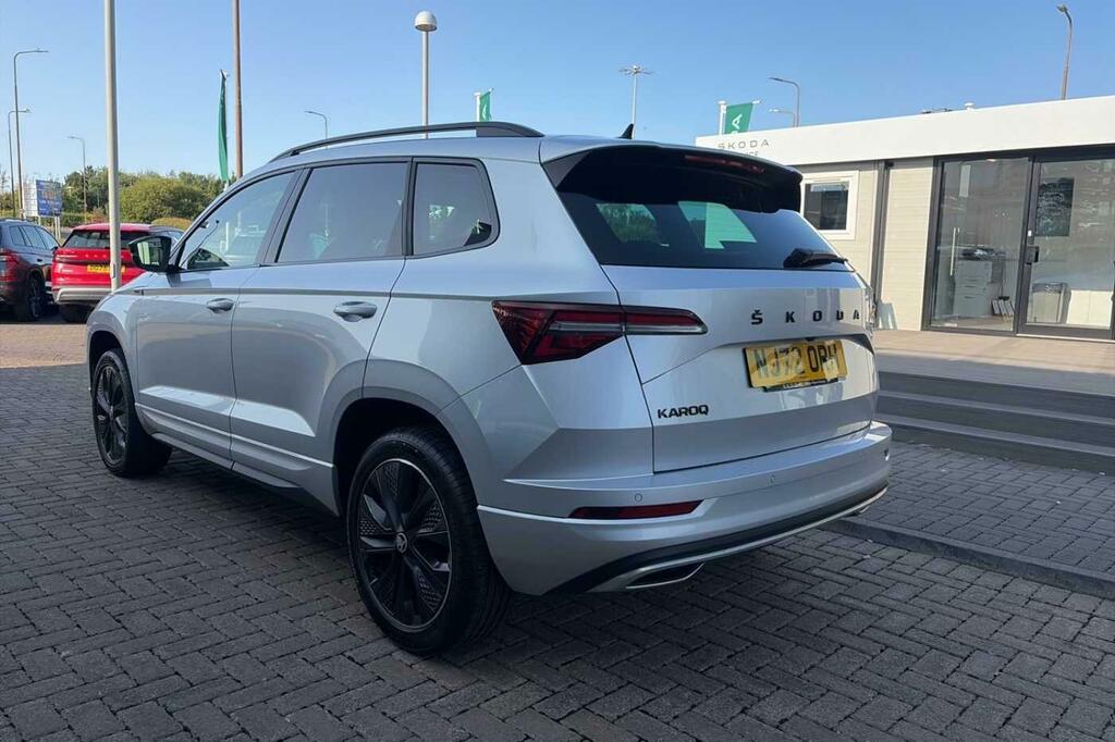 Skoda Karoq 1.5 Tsi Sportline Dsg Black #3