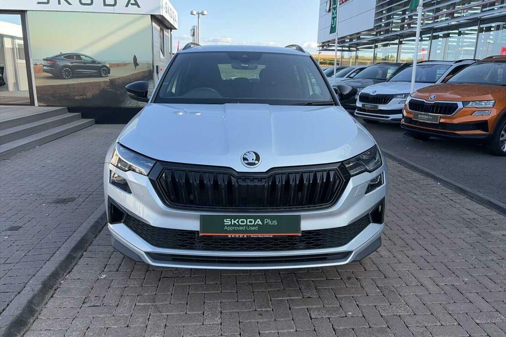 Skoda Karoq 1.5 Tsi Sportline Dsg Black #2