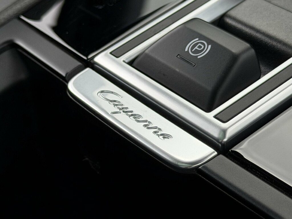 Porsche Cayenne Turbo Gt Tiptronic S Grey #37