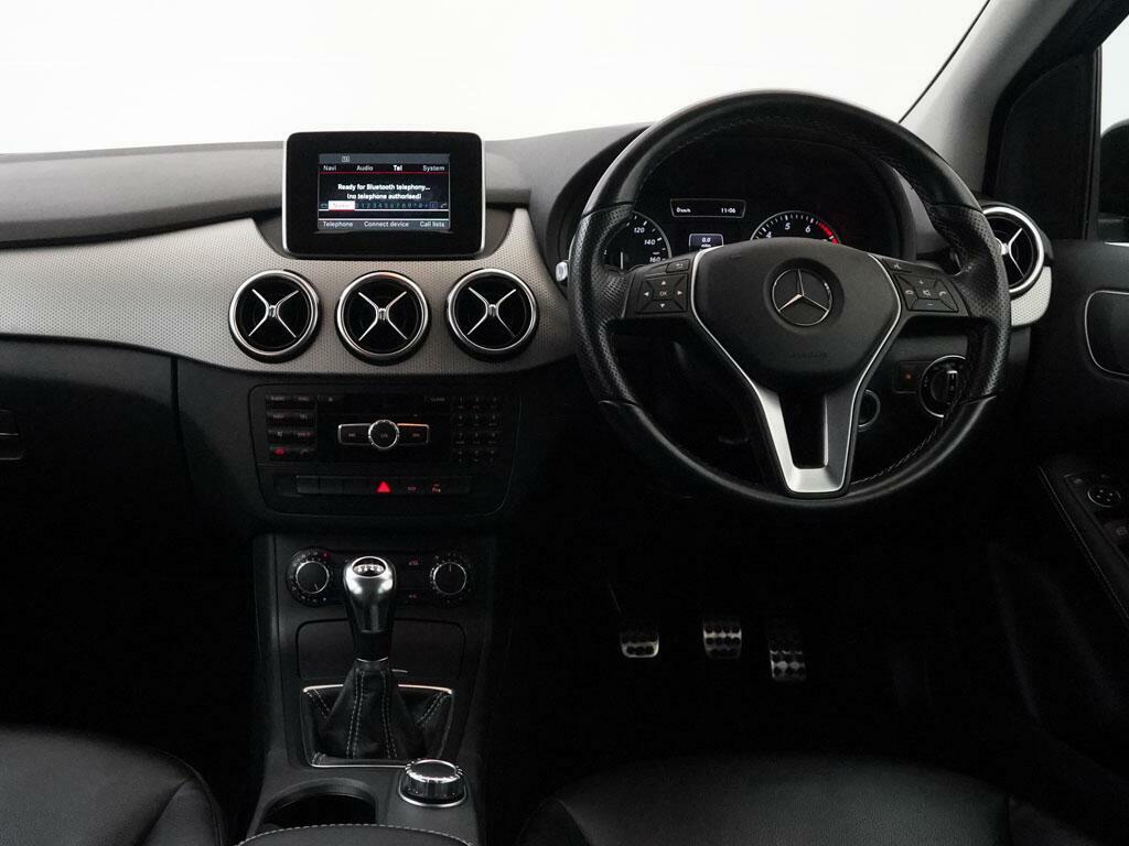 Mercedes-Benz B Class B220 Cdi 4Matic Amg Black #34