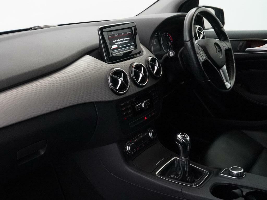 Mercedes-Benz B Class B220 Cdi 4Matic Amg Black #38
