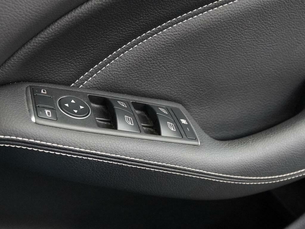 Mercedes-Benz B Class B220 Cdi 4Matic Amg Black #32