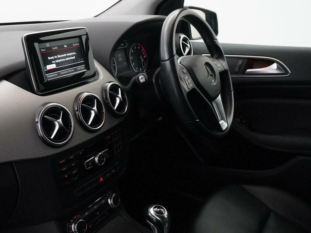 Mercedes-Benz B Class B220 Cdi 4Matic Amg Black #37