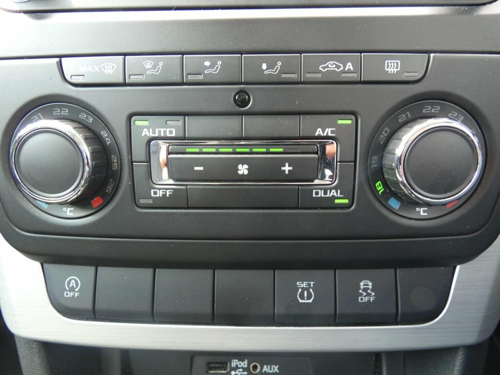Skoda Yeti Suv Beige #30