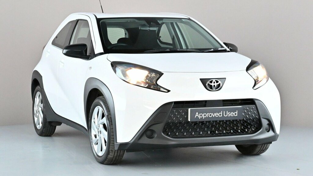 Toyota Aygo X 1.0 Vvt-i Pure Hatchback Euro 6 White