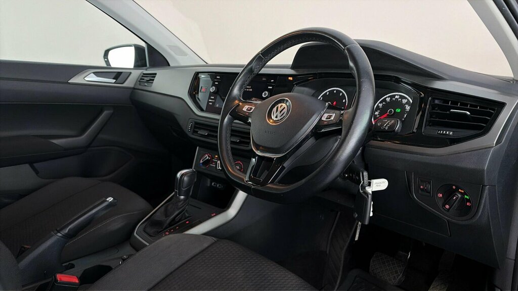 Volkswagen Polo Hatchback Black #10