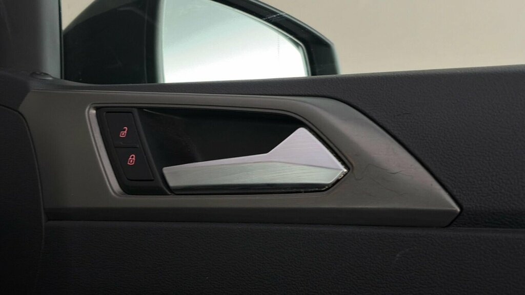 Volkswagen Polo Hatchback Black #31