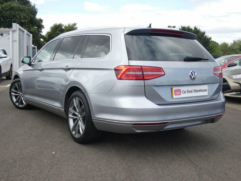 Volkswagen Passat 1.6L Sel Grey #3