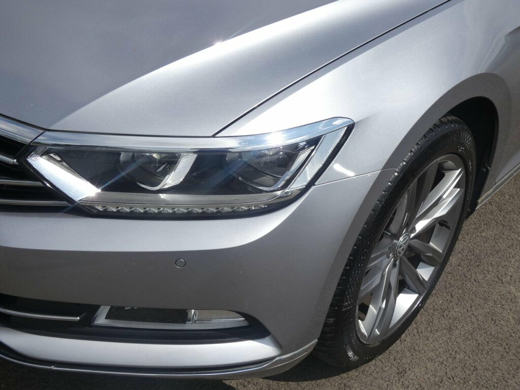 Volkswagen Passat 1.6L Sel Grey #12