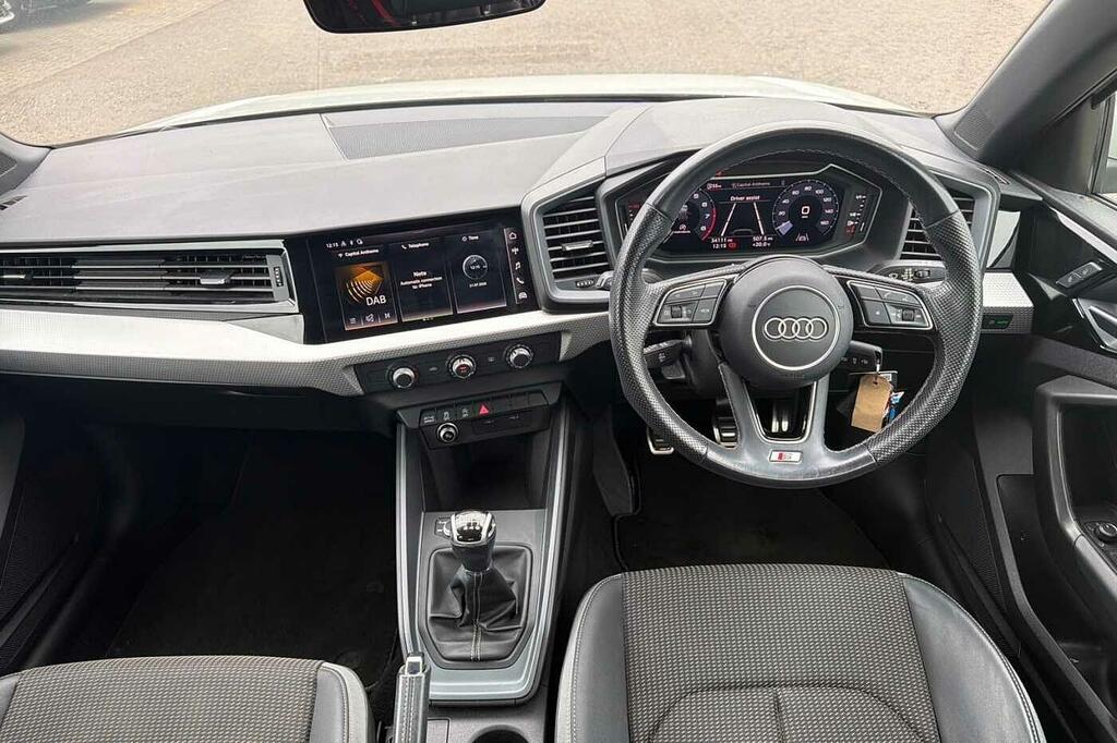 Audi A1 25 Tfsi Sport White #21
