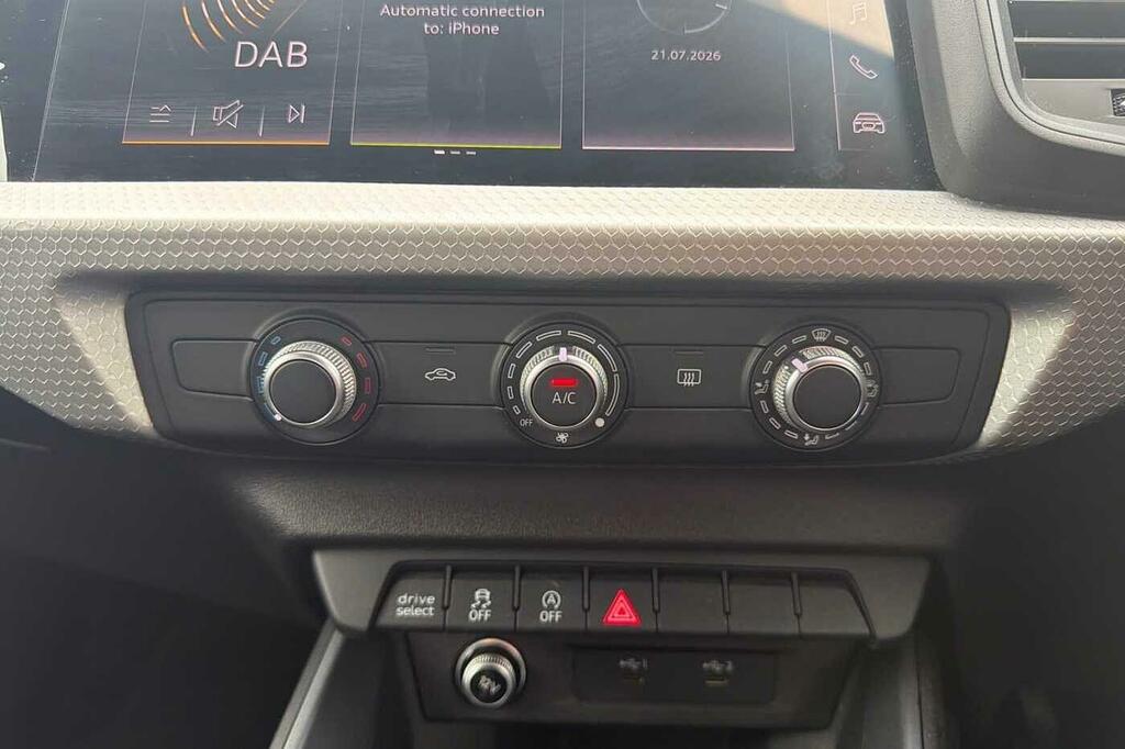Audi A1 25 Tfsi Sport White #38