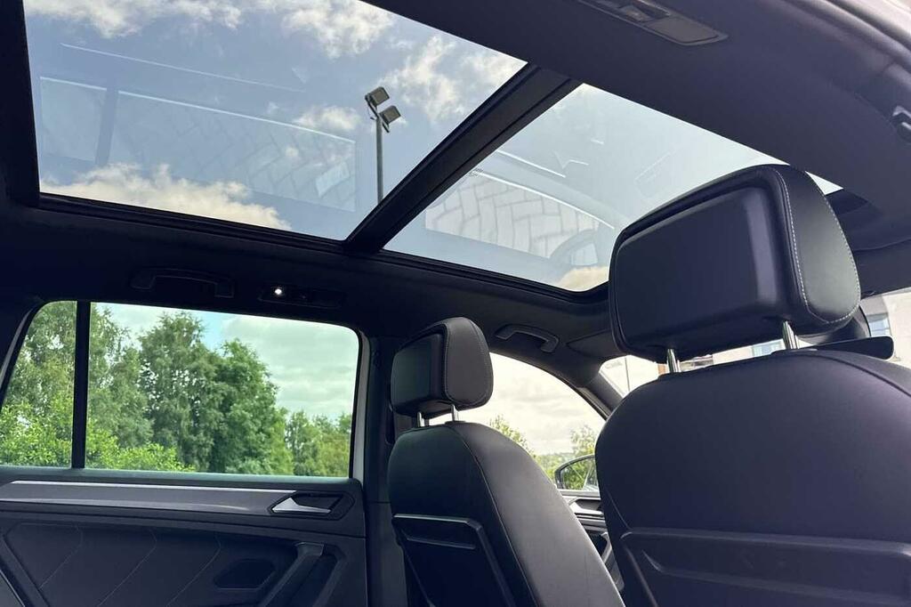 Volkswagen Tiguan Tiguan Sel Tsi 4Motion Black #17