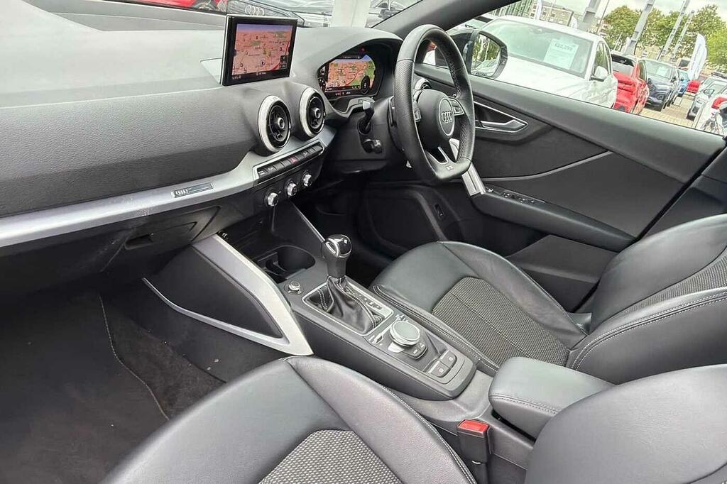 Audi Q2 Black Edition 35 Tfsi 150 Ps S Tronic Grey #2