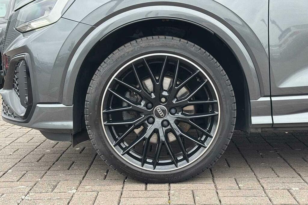Audi Q2 Black Edition 35 Tfsi 150 Ps S Tronic Grey #5