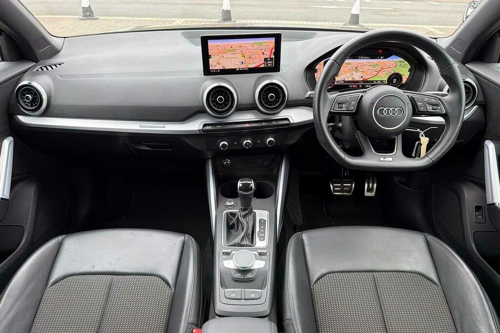 Audi Q2 30 Tfsi Sport Black #22