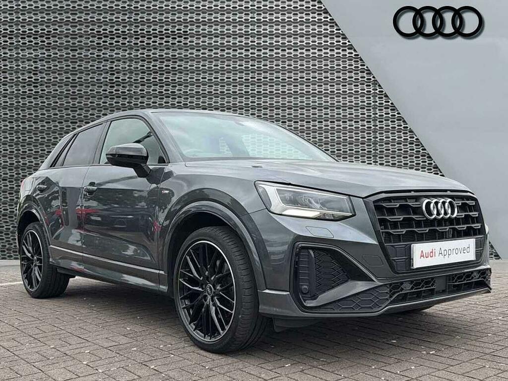 Audi Q2 Black Edition 35 Tfsi 150 Ps S Tronic Grey