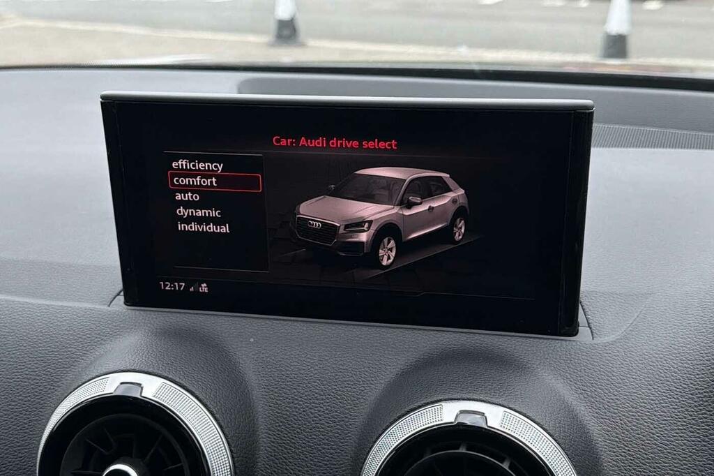 Audi Q2 30 Tfsi Sport Black #29
