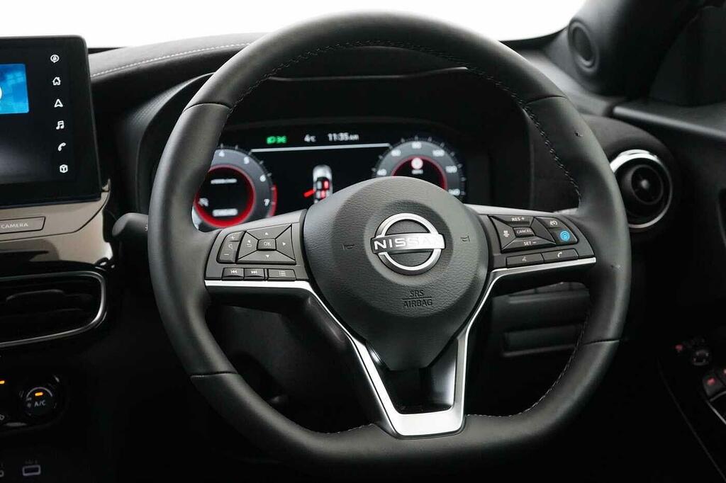 Nissan Juke 1.0 Dig-t Acenta Premium Red #33