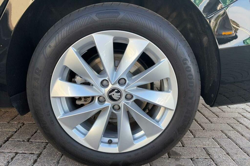 Skoda Superb Superb 1.5 Tsi E-tec Se L Dsg Black #59