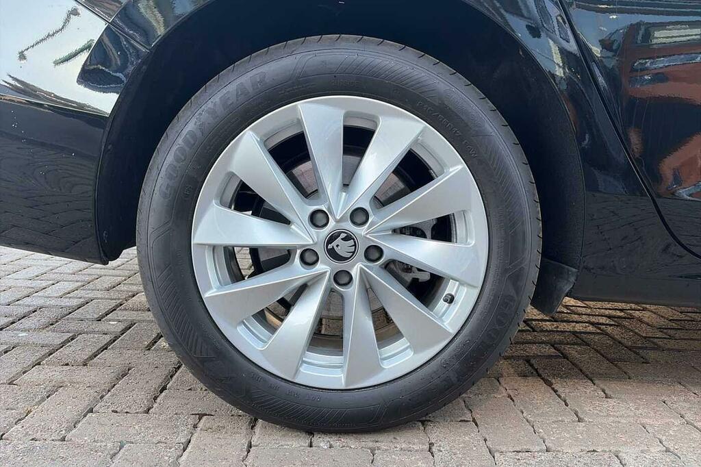 Skoda Superb Superb 1.5 Tsi E-tec Se L Dsg Black #27