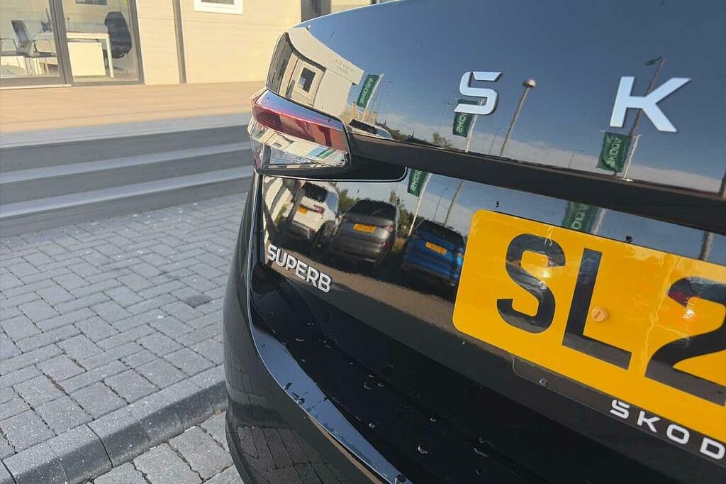 Skoda Superb Superb 1.5 Tsi E-tec Se L Dsg Black #20