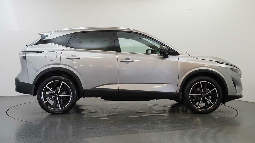 Nissan Qashqai 1.3 Dig-t Mh 140 Tekna With Panoramic Glass Roof A SM26YDD Silver #6
