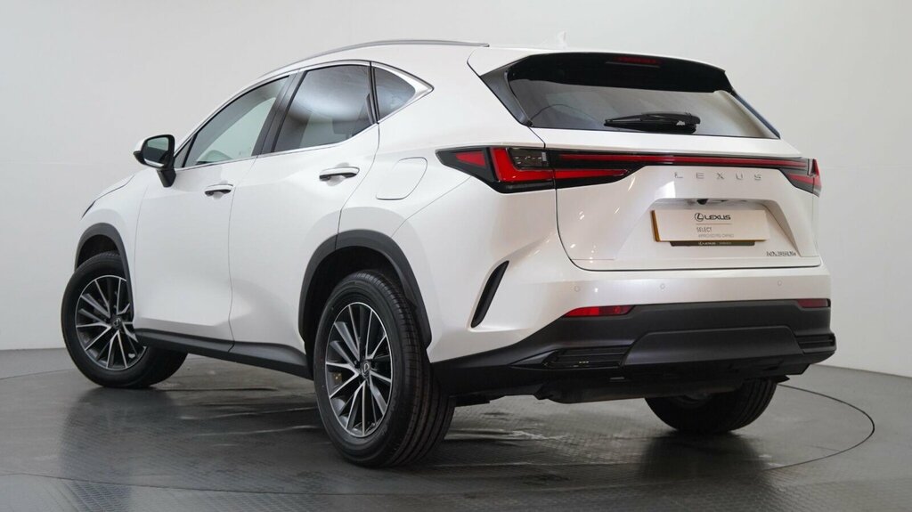 Lexus NX 2.5 350H E-cvt 4Wd Euro 6 Ss White #3