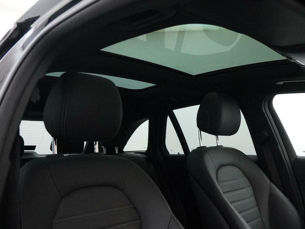 Mercedes-Benz GLC Class Amg Line Premium Plus Black #40