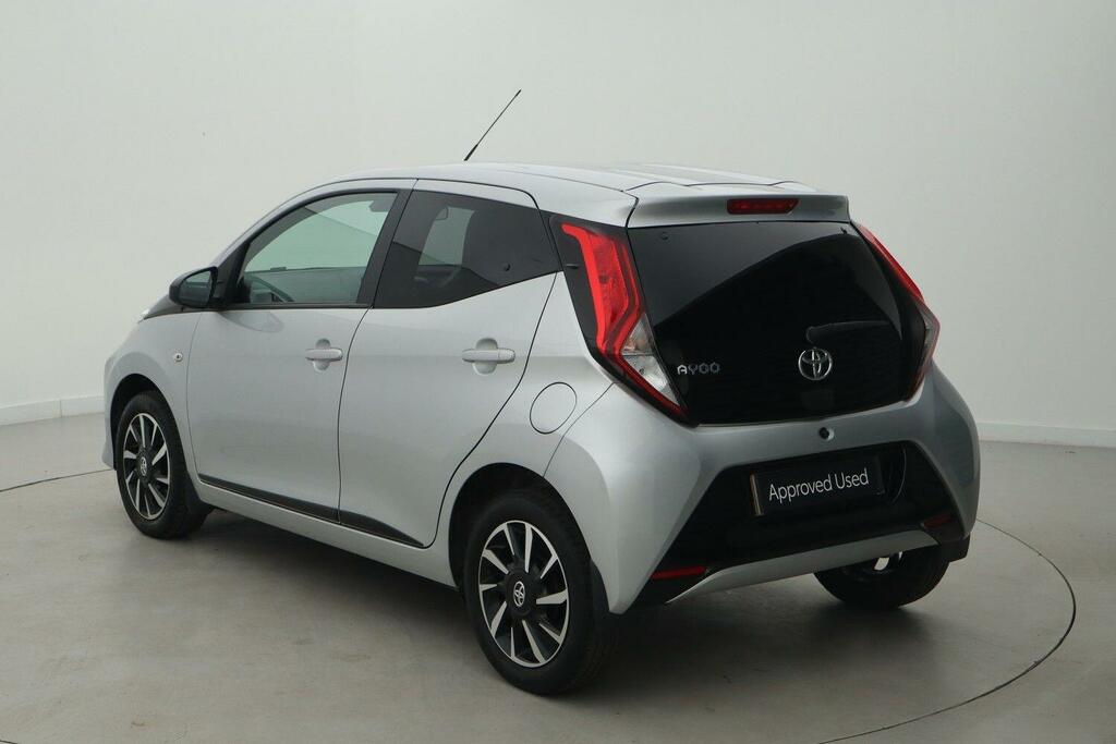 Toyota Aygo 1.0 Vvt-i X-trend X-shift Euro 6 Safety Sense Silver #4