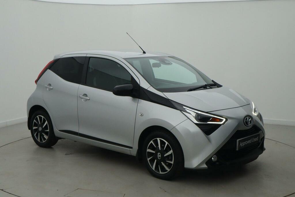Toyota Aygo 1.0 Vvt-i X-trend X-shift Euro 6 Safety Sense Silver