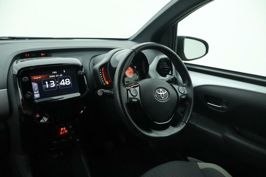 Toyota Aygo 1.0 Vvt-i X-trend X-shift Euro 6 Safety Sense Silver #6