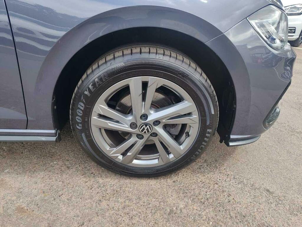 Volkswagen Polo 1.0 Tsi 110 R-line Dsg Grey #5