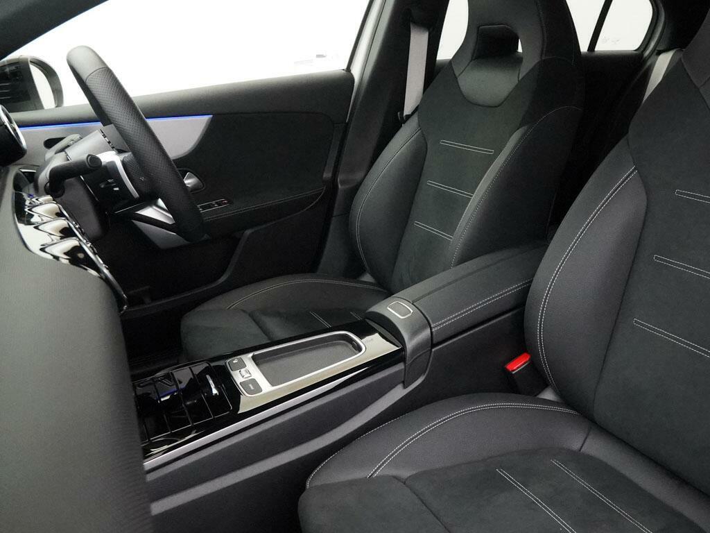 Mercedes-Benz A Class A200 Amg Line Executive White #40