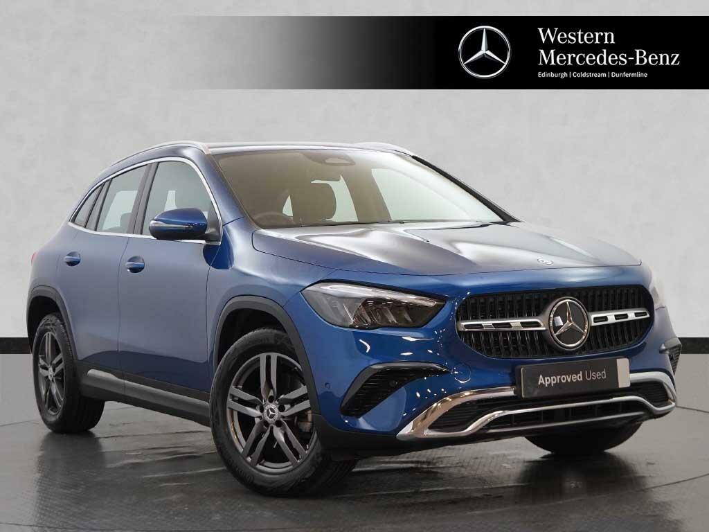 Mercedes-Benz GLA Class Gla 180 Sport Edition Blue