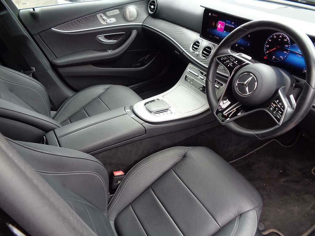 Mercedes-Benz E Class E 300 D 4Matic Amg Line Night Edition Premium Plus Black #3