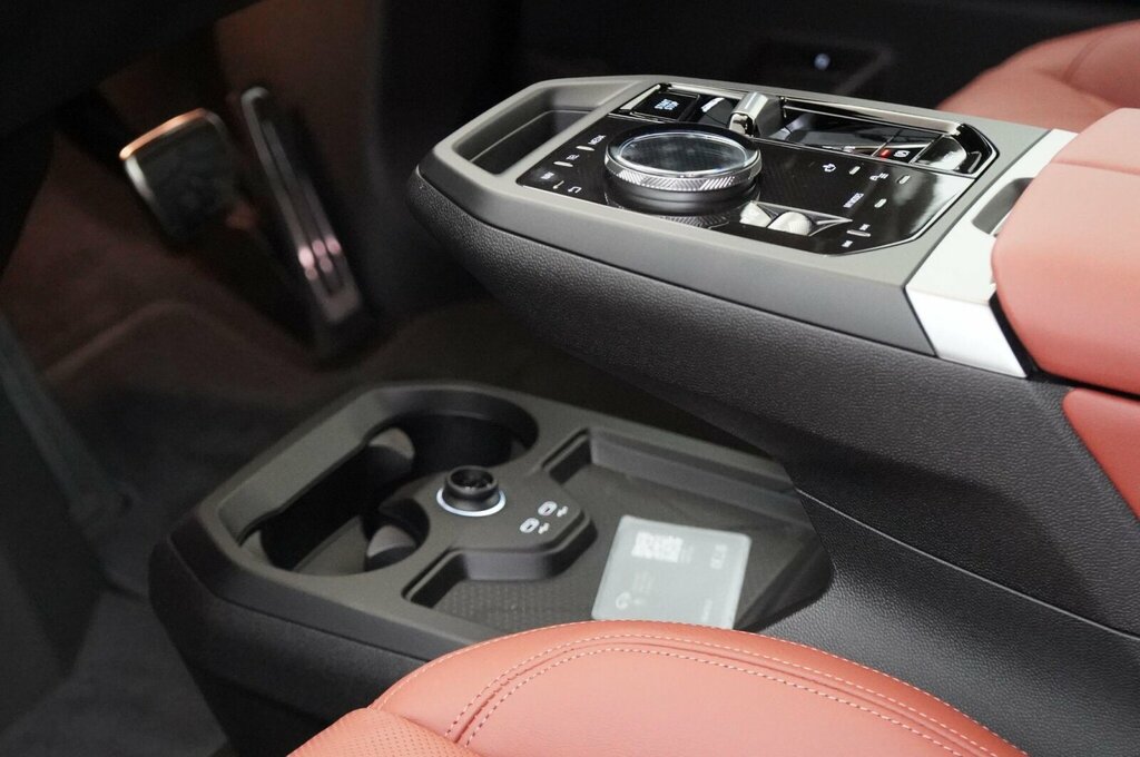 BMW iX Ix Xdrive45 M Sport Black #11